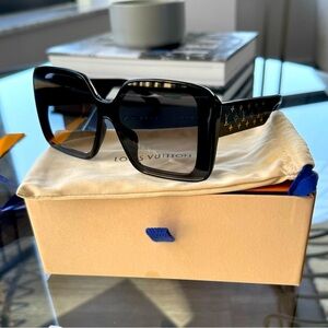 Louis Vuitton Monogram Square Sunglasses